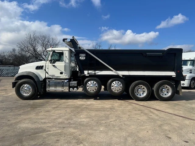 2018 Mack Granite in San Antonio, TX — photo 7