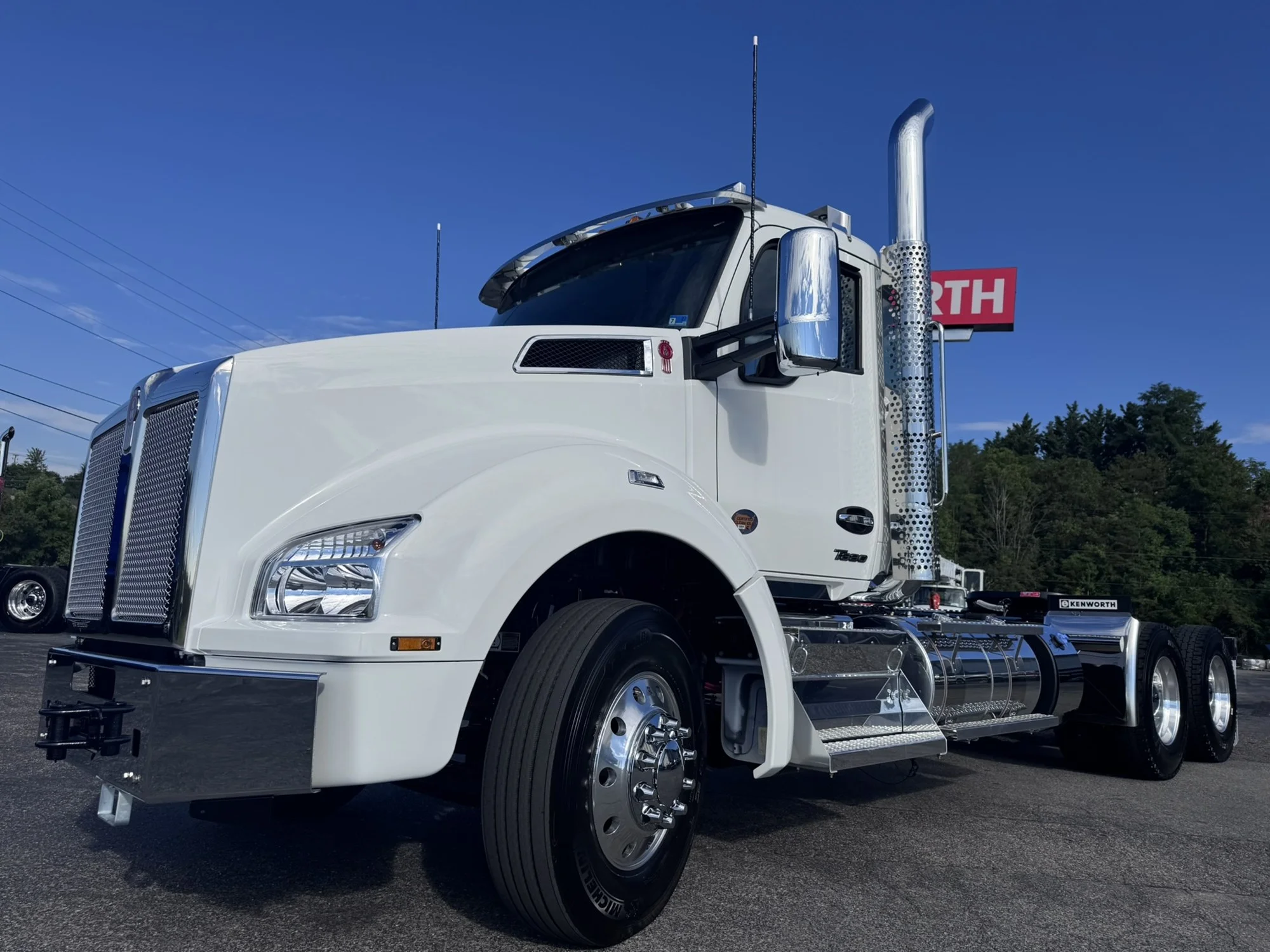 2027 Kenworth T880 in Roanoke, VA — photo 4