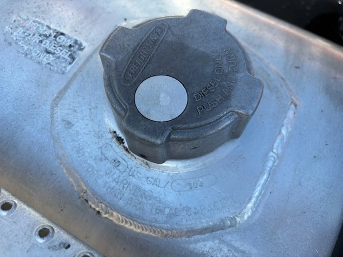 2019 Freightliner Cascadia - image 12