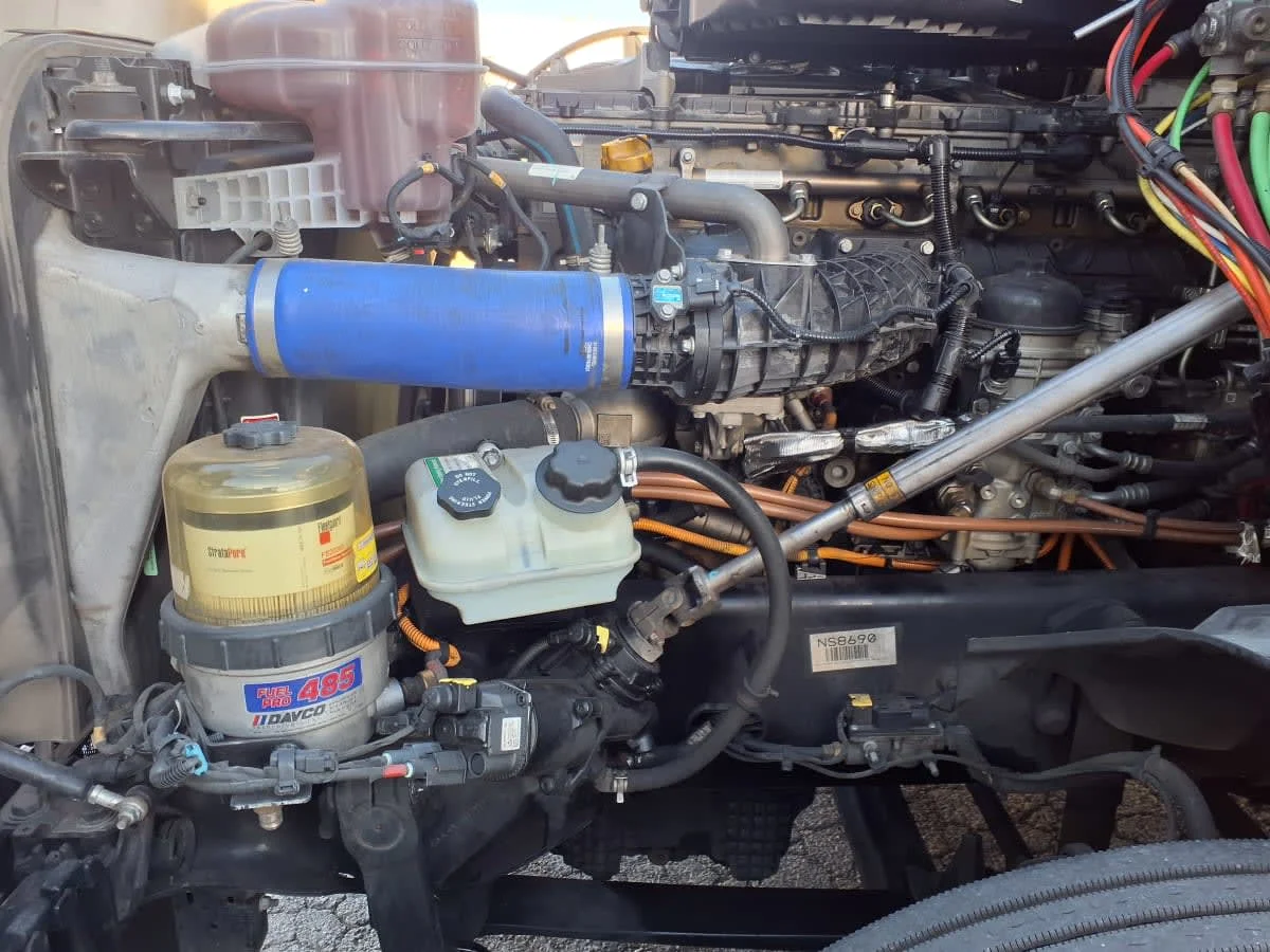 2022 Freightliner Cascadia in Fort Worth, TX — photo 8