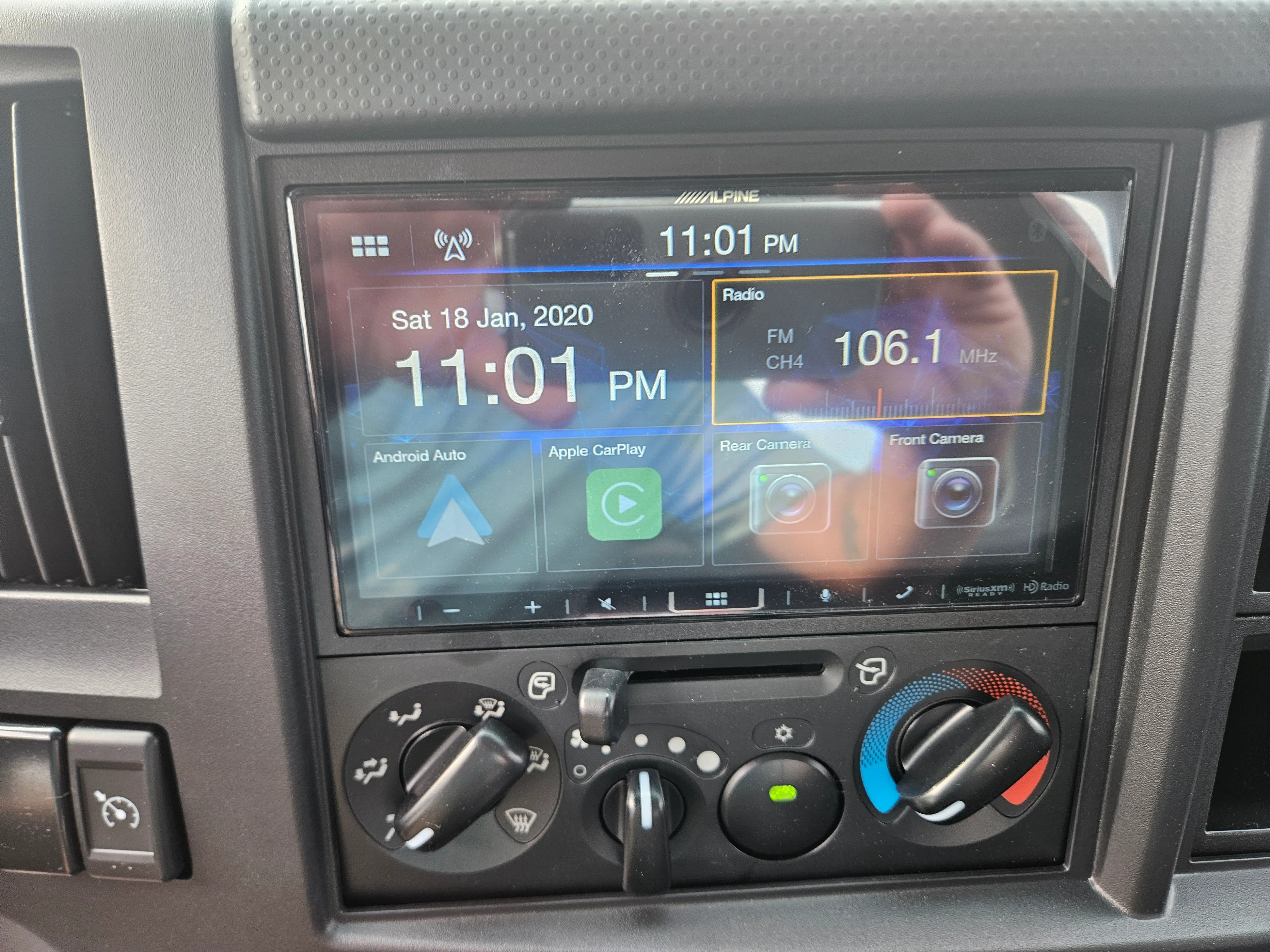 2025 Isuzu FTR in Cahokia, IL — photo 5