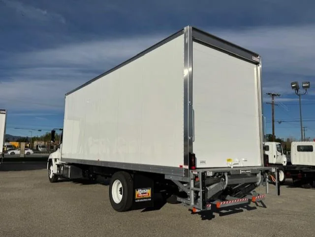 2026 Hino L6 - image 6