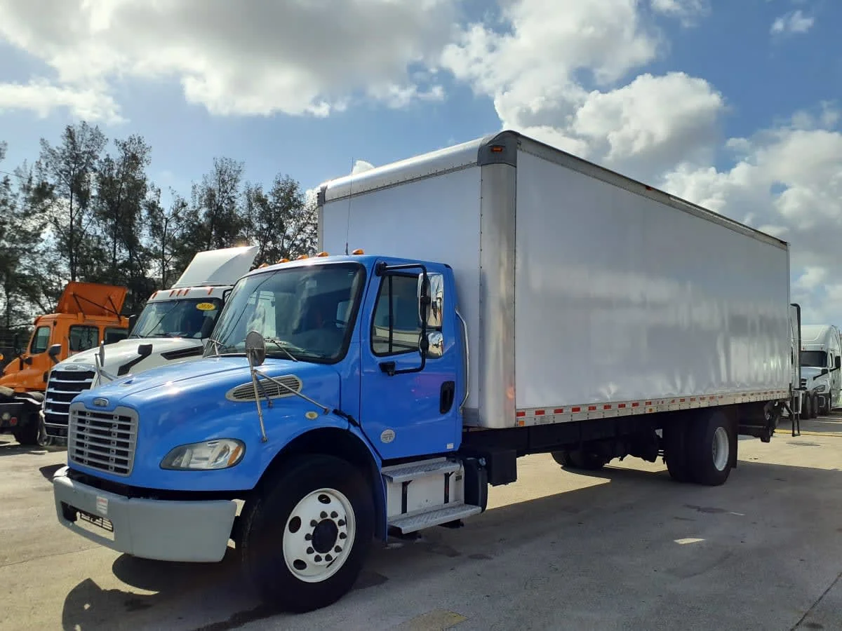2019 Freightliner M2 106 in Miami, FL