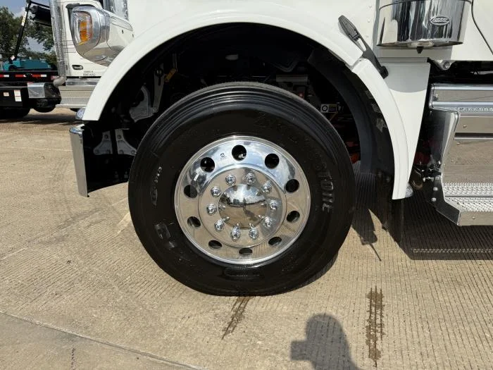 2026 Peterbilt 589 - image 20