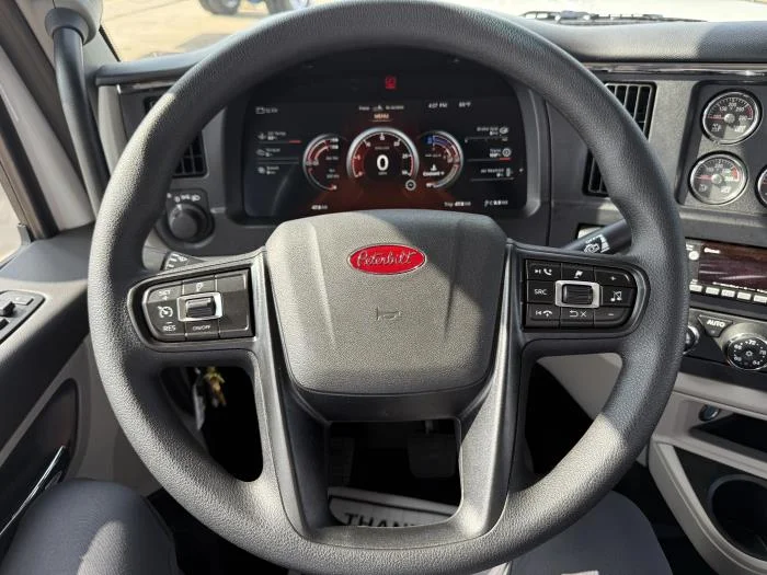 2026 Peterbilt 589 - image 34