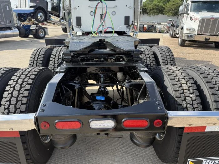 2026 Peterbilt 589 - image 27