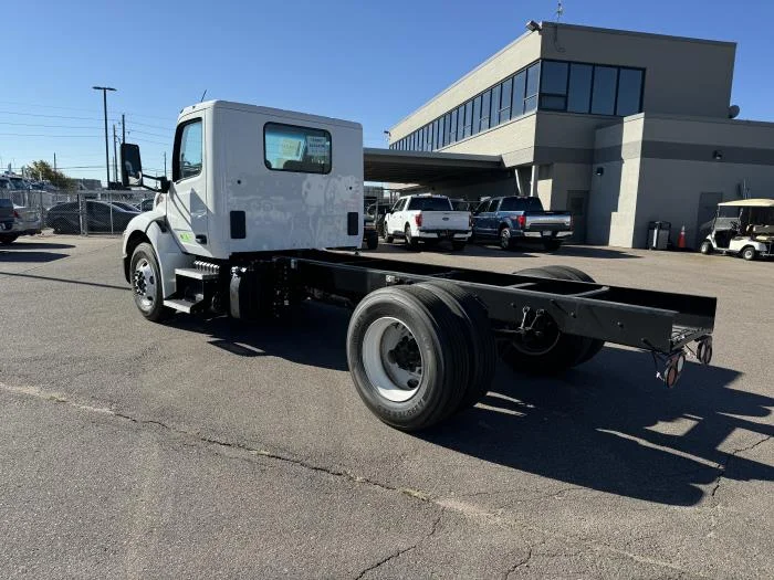 2025 Peterbilt 536 in Denver, CO — photo 5