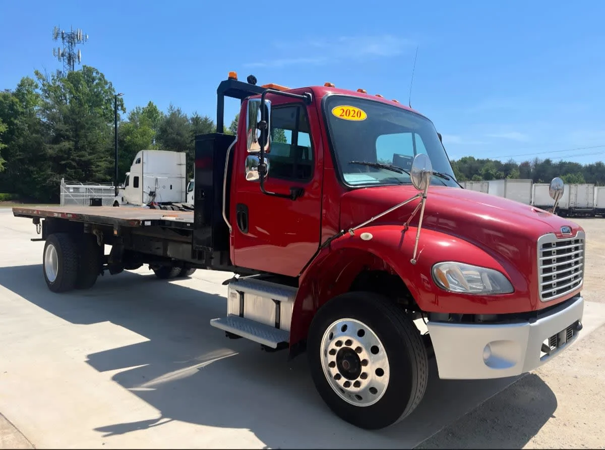 2020 Freightliner M2 106 in Greensboro, NC — photo 3