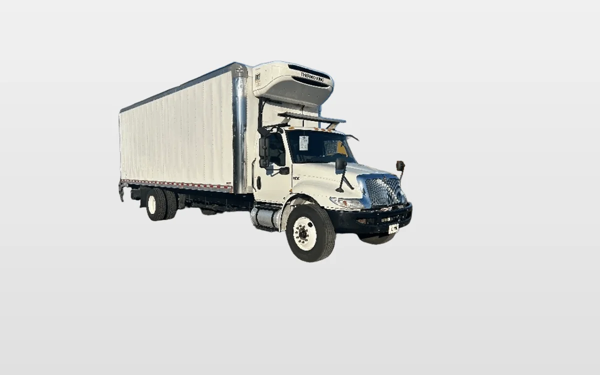 2022 International MV - image 1