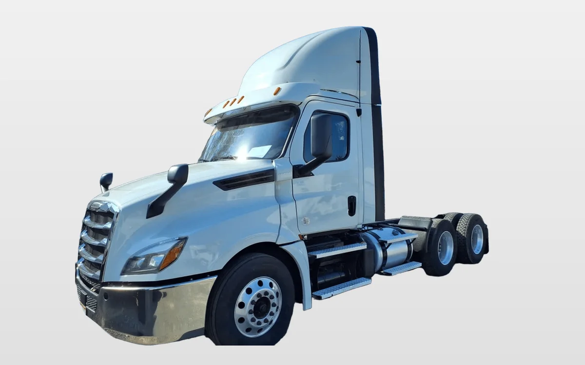 2019 Freightliner - image 1