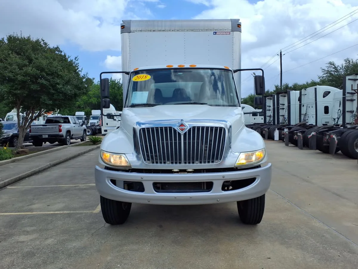 2018 International 4300 in Houston, TX — photo 2