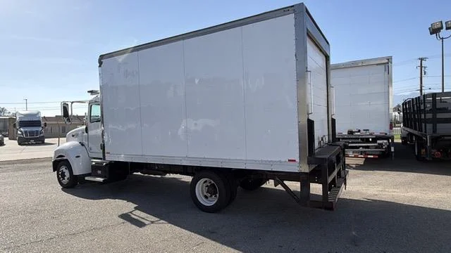 2018 Peterbilt — photo 6