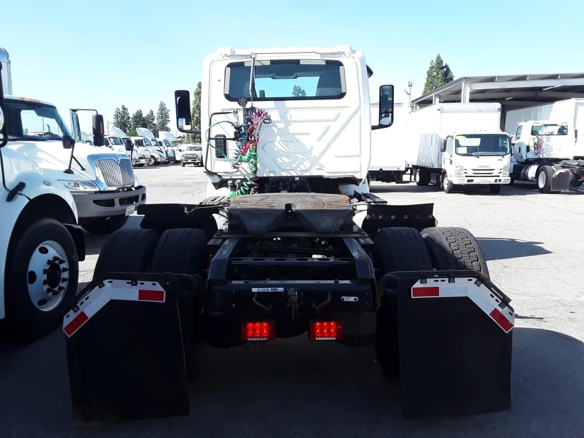 2019 International RH - image 5