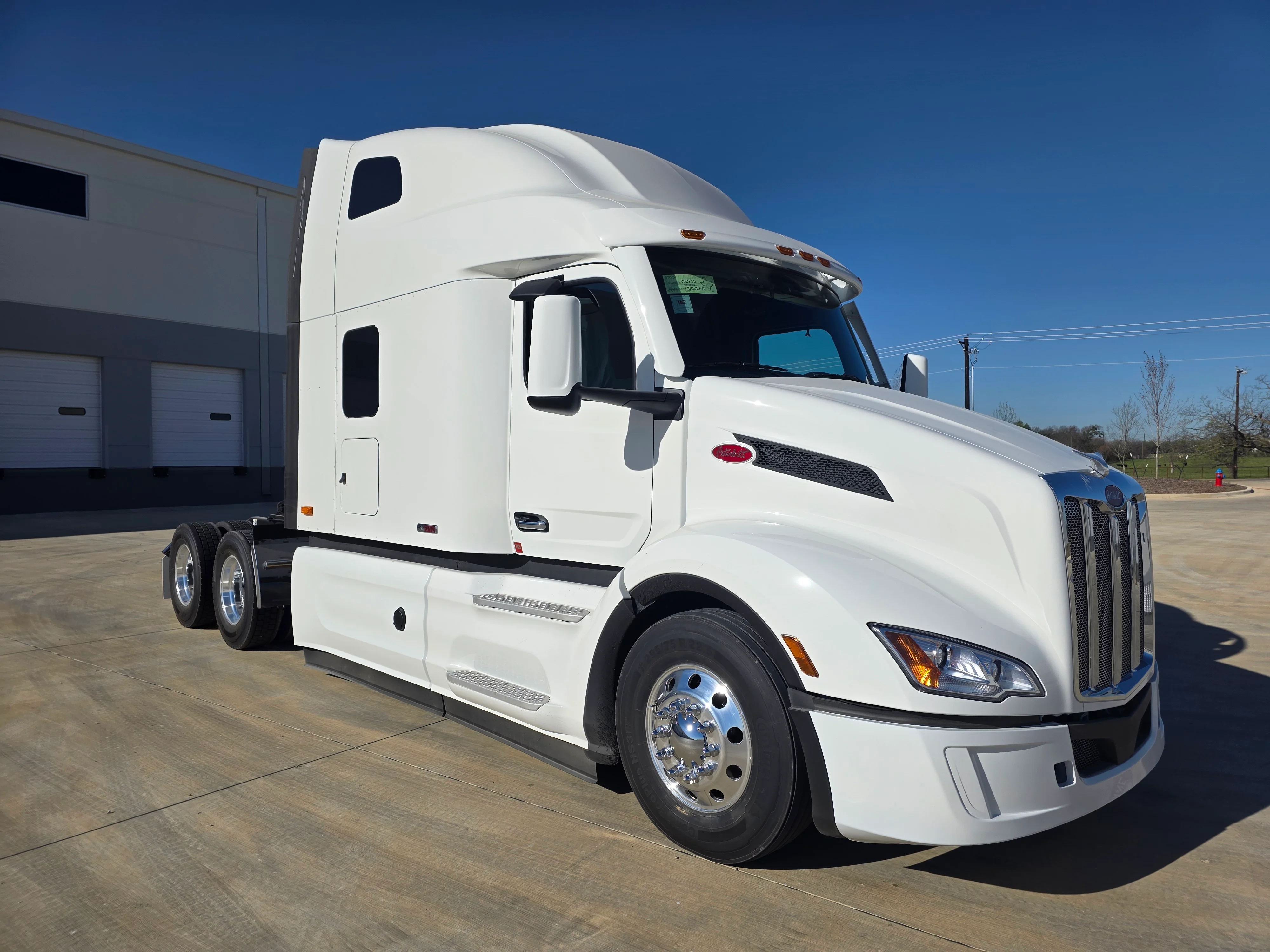2027 Peterbilt 579 in Cincinnati, OH — photo 7
