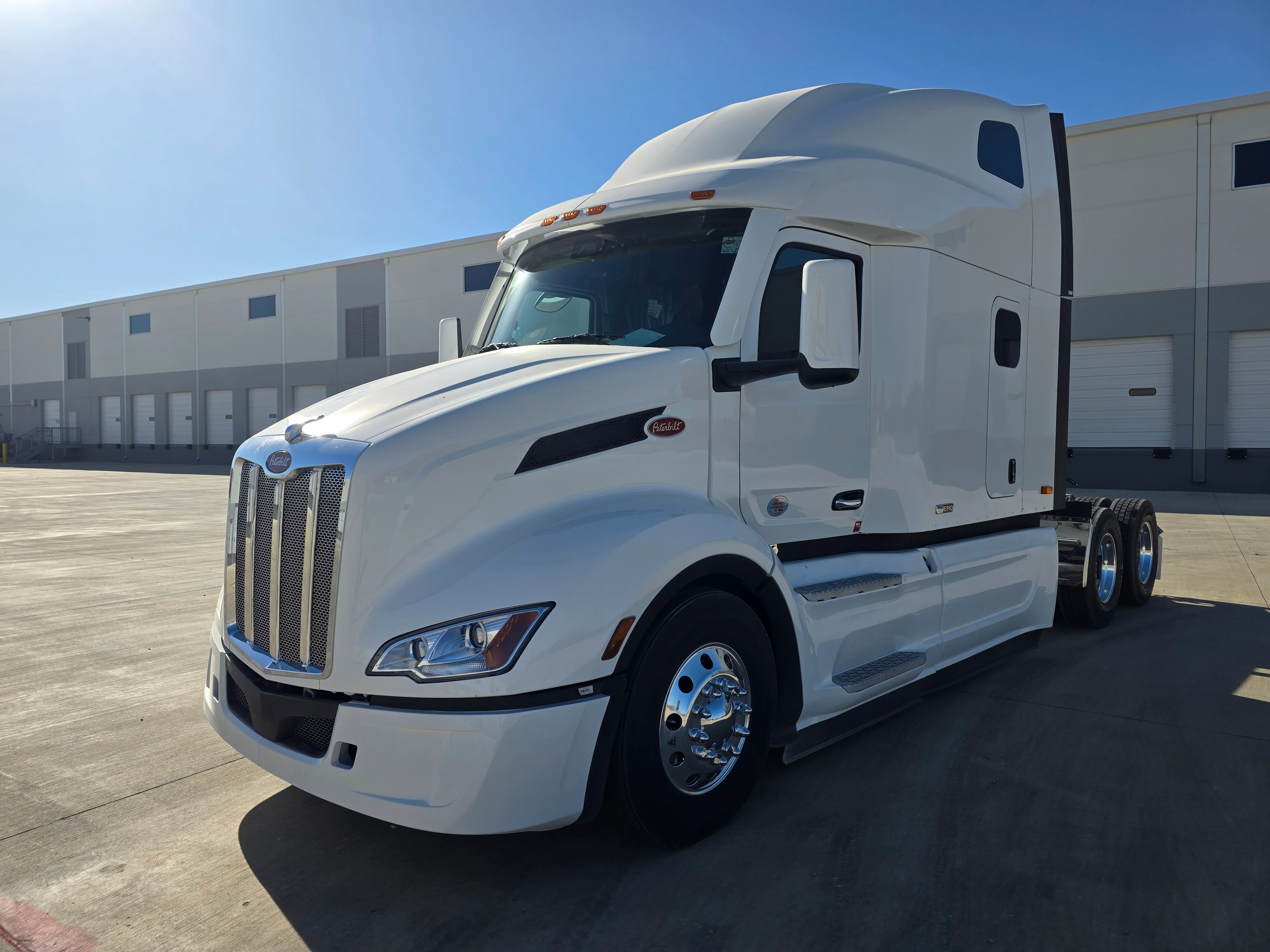 2027 Peterbilt 579 in Cincinnati, OH