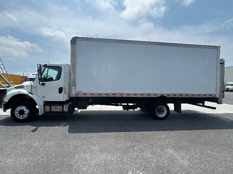 2020 Freightliner M2 106 in Hammond, LA — photo 4