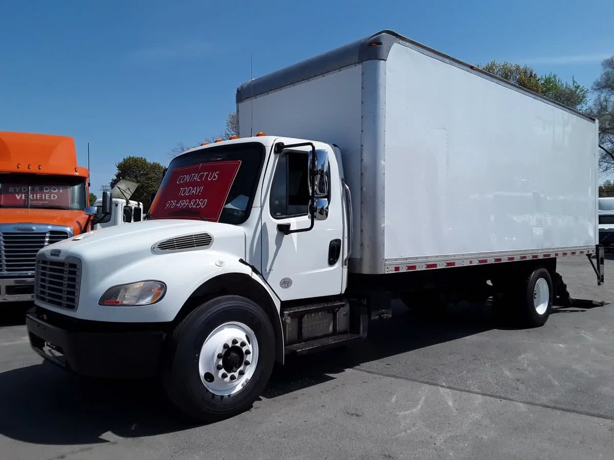 2019 Freightliner M2 106 in Salisbury, MA — photo 2