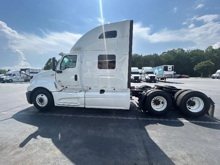 2020 International LT in Greensboro, NC — photo 4
