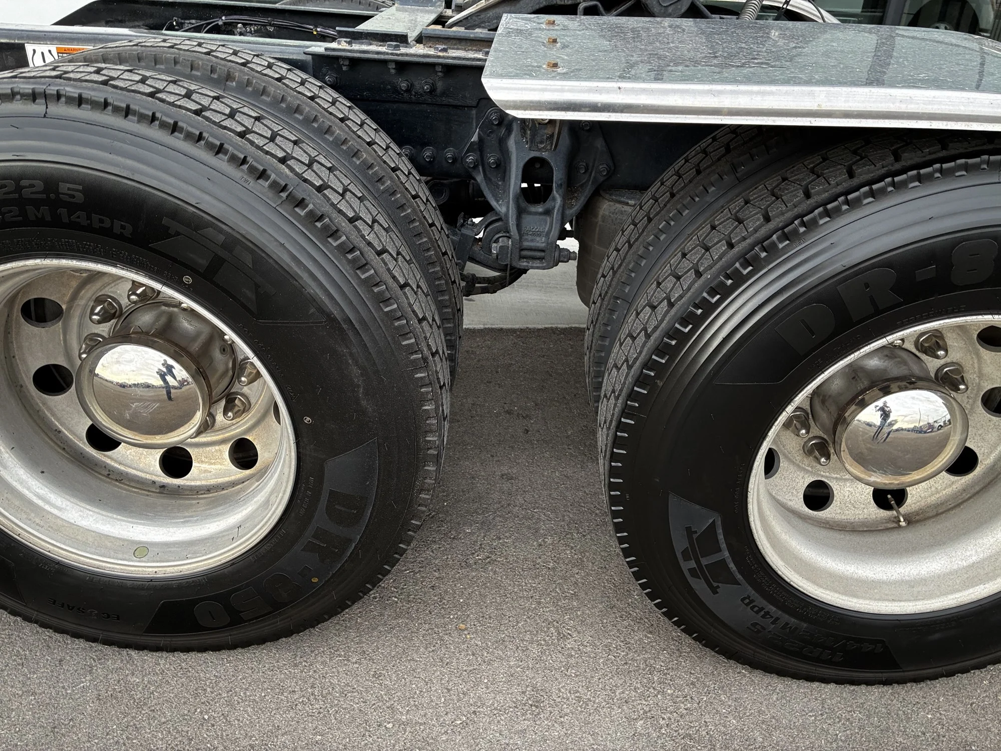 2024 Freightliner Cascadia in Las Vegas, NV — photo 3