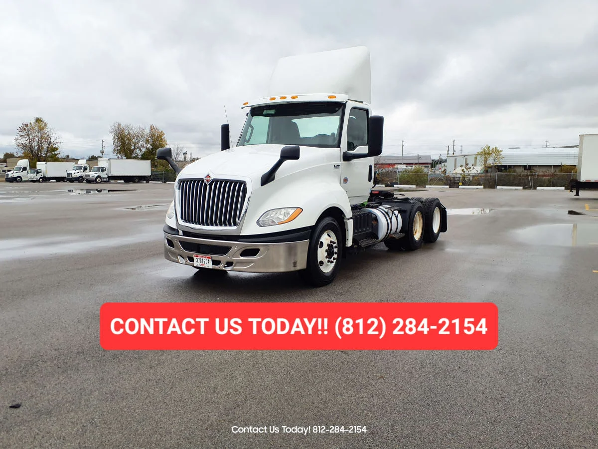 2019 International LT in Clarksville, IN