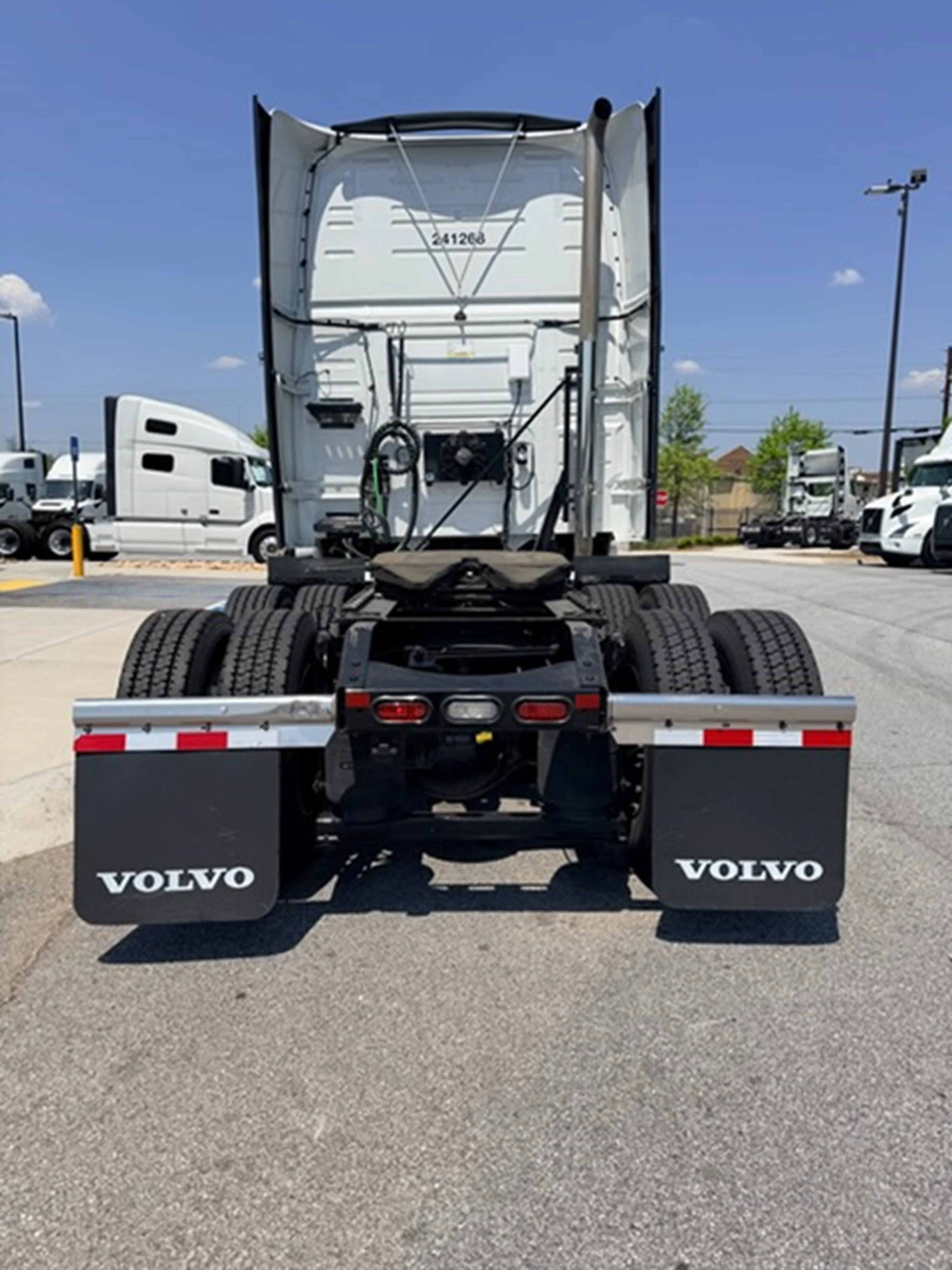 2024 Volvo VNL 860 - image 5