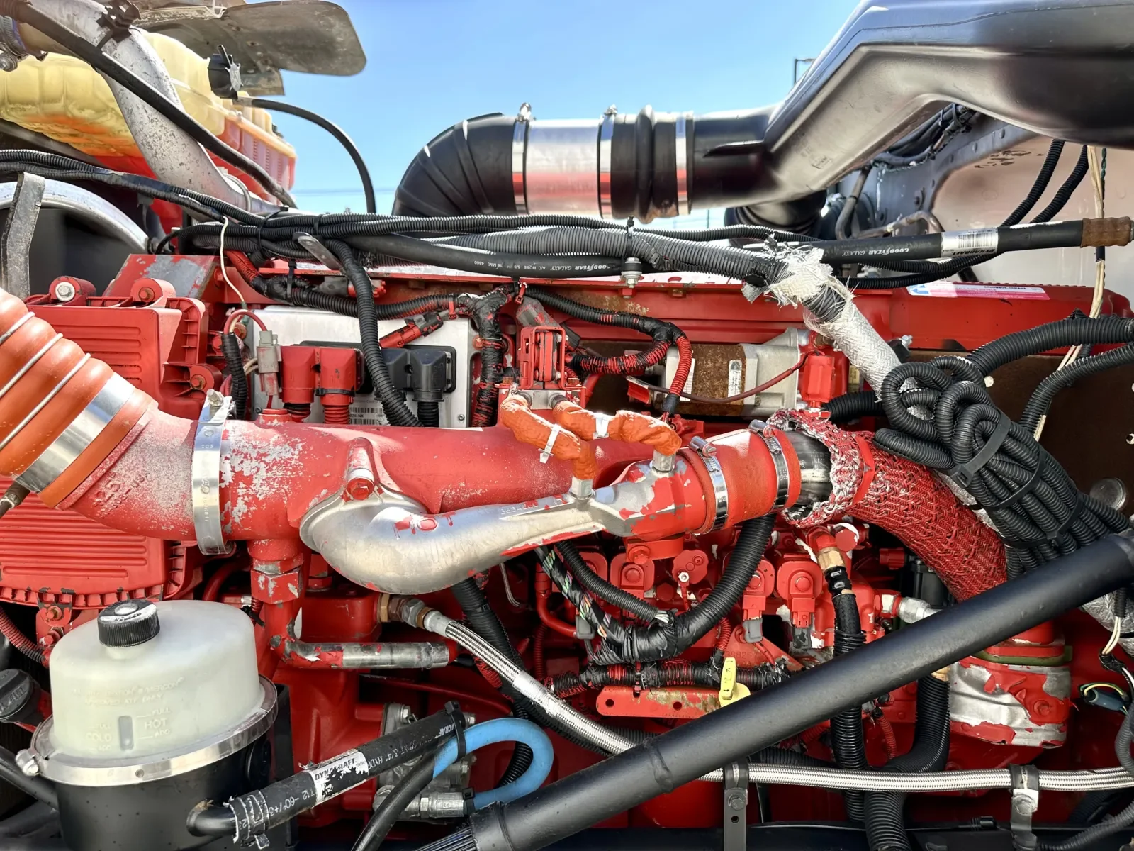 2009 Peterbilt 388 in Hutchins, TX — photo 13