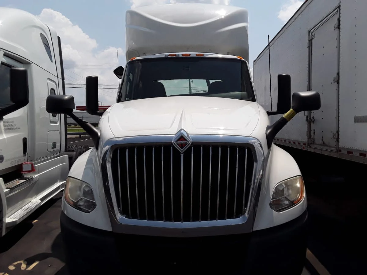 2020 International LT in La Vergne, TN — photo 2