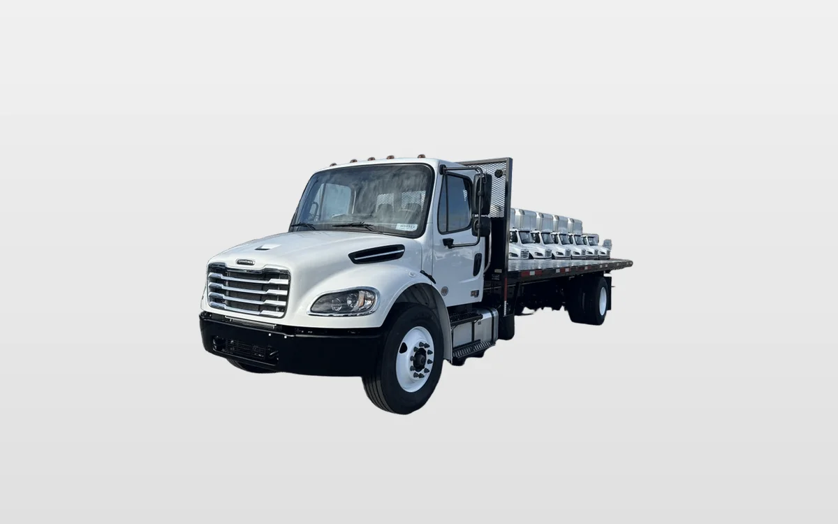2025 Freightliner M2 106 - image 1