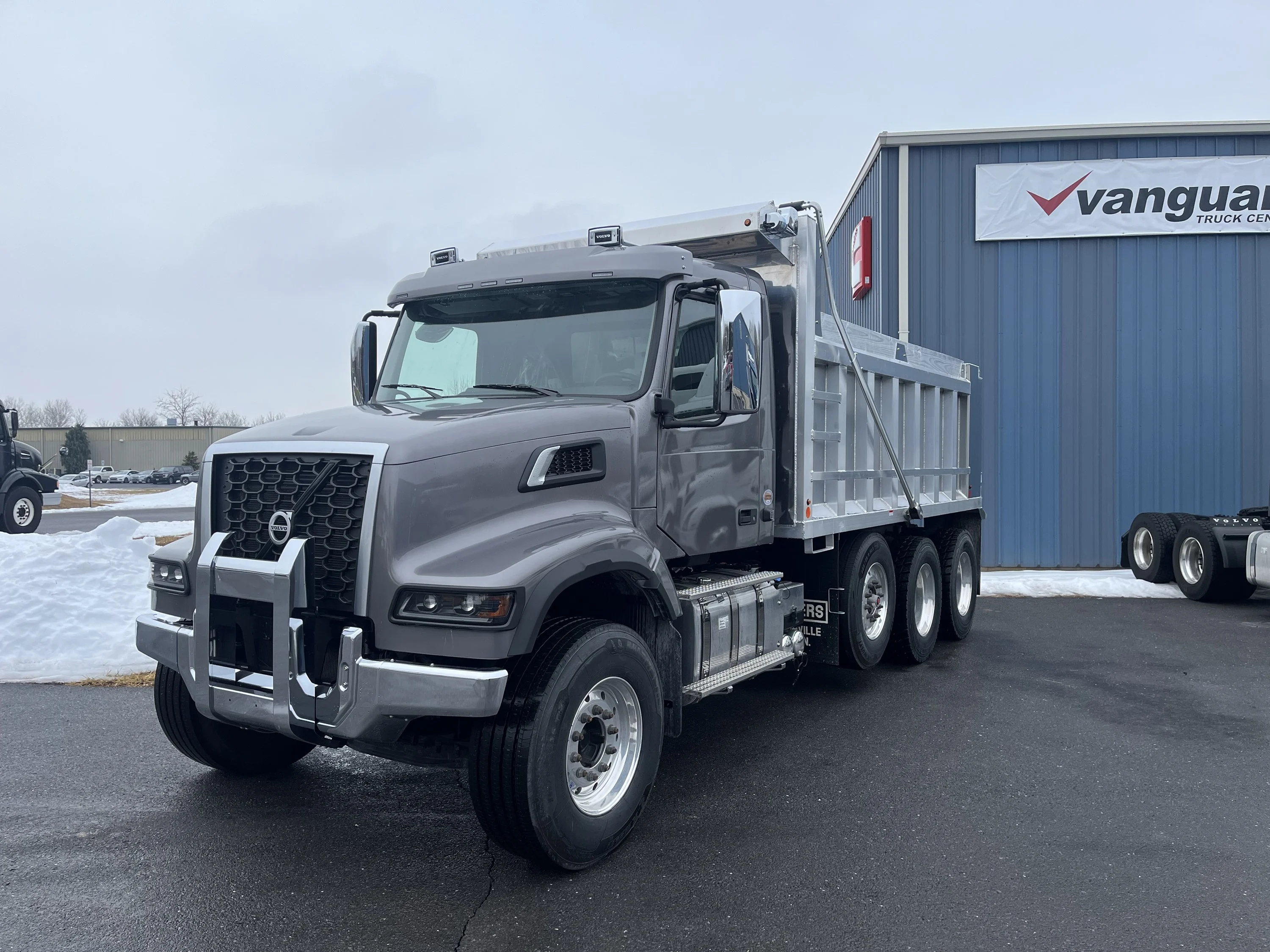 2026 Volvo VHD 300