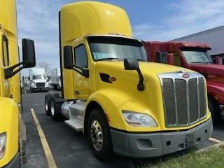 2021 Peterbilt 579 in Columbus, OH — photo 6