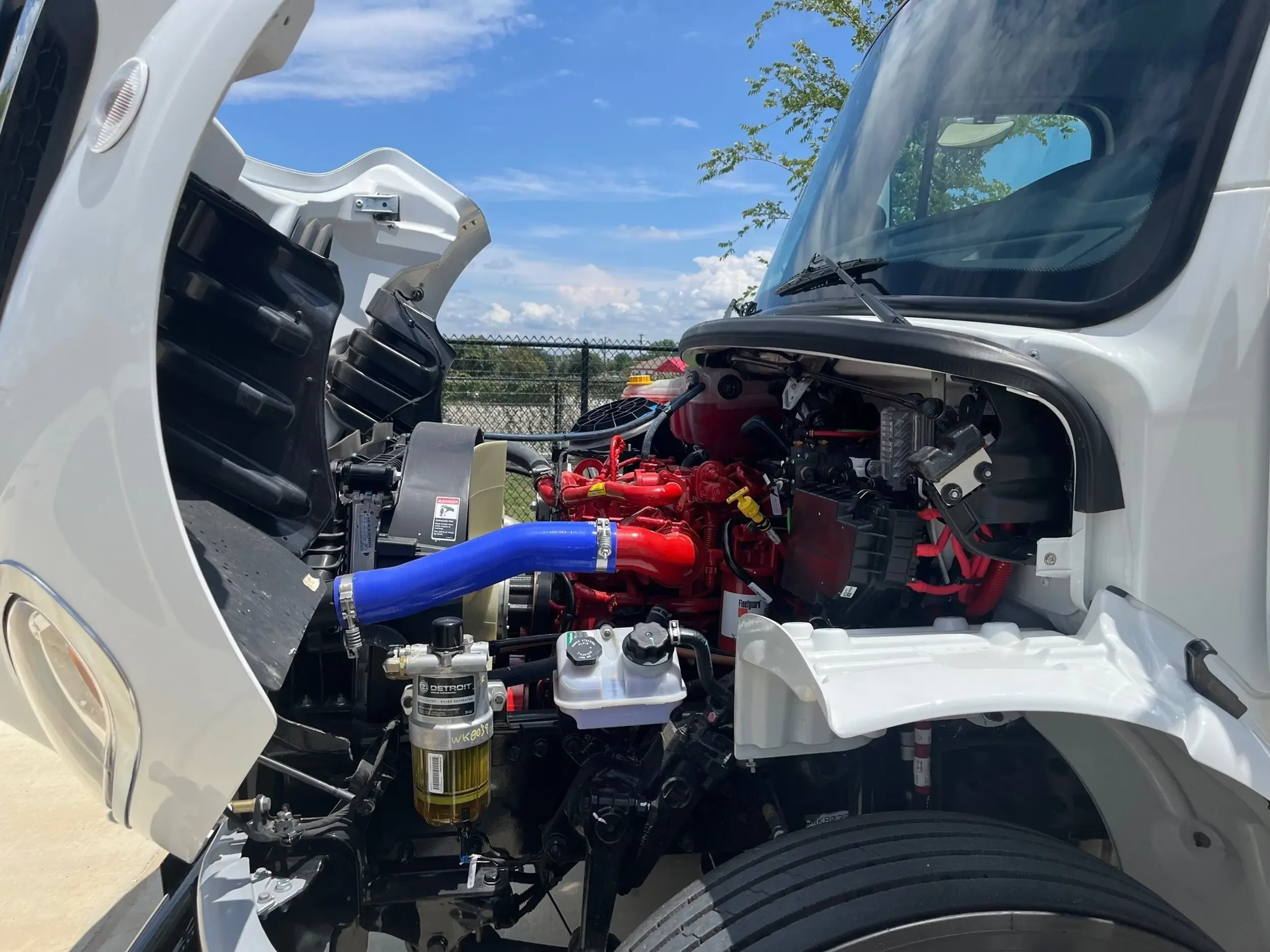 2026 Freightliner M2 106 - image 13