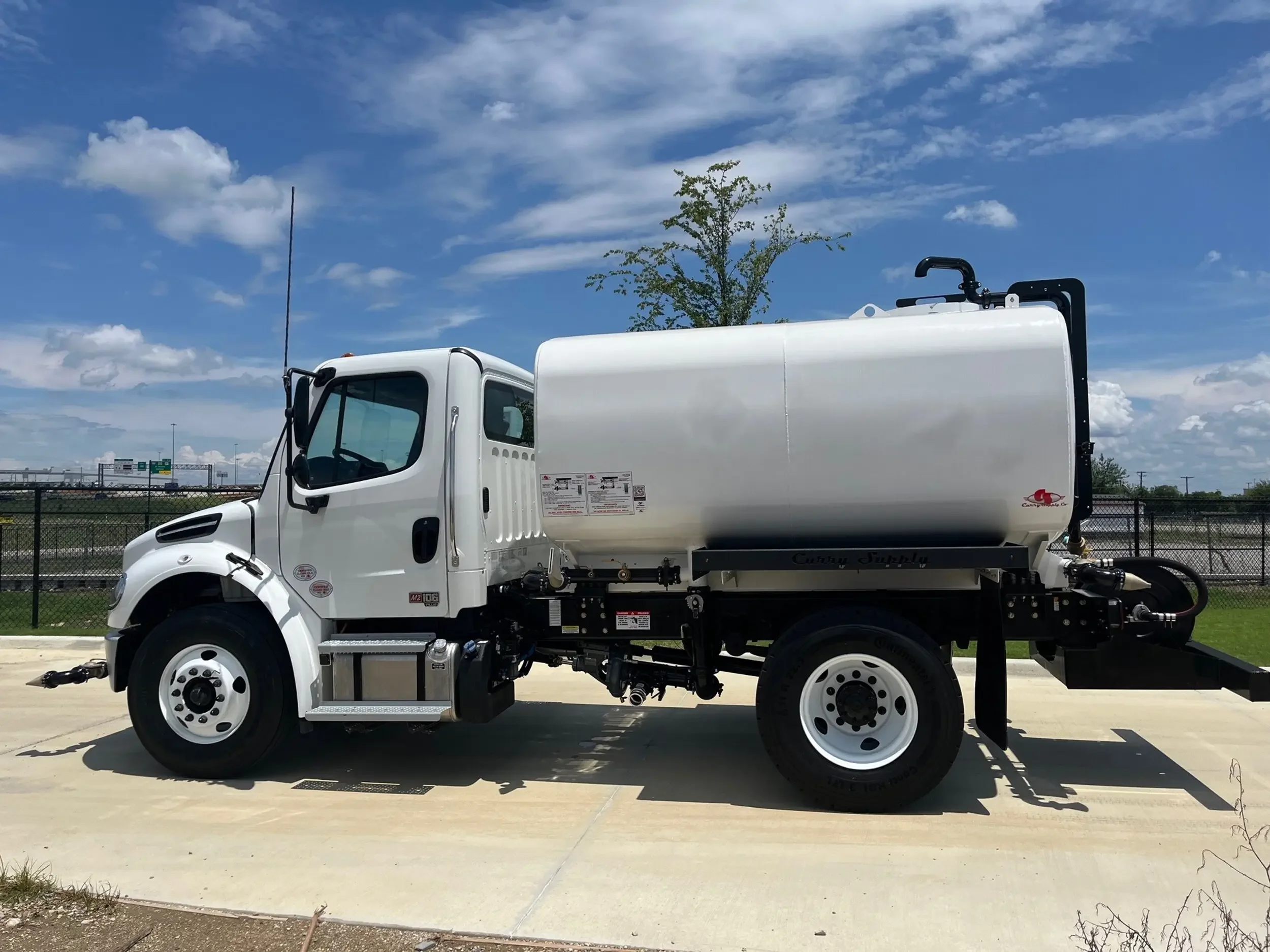 2026 Freightliner M2 106 - image 8