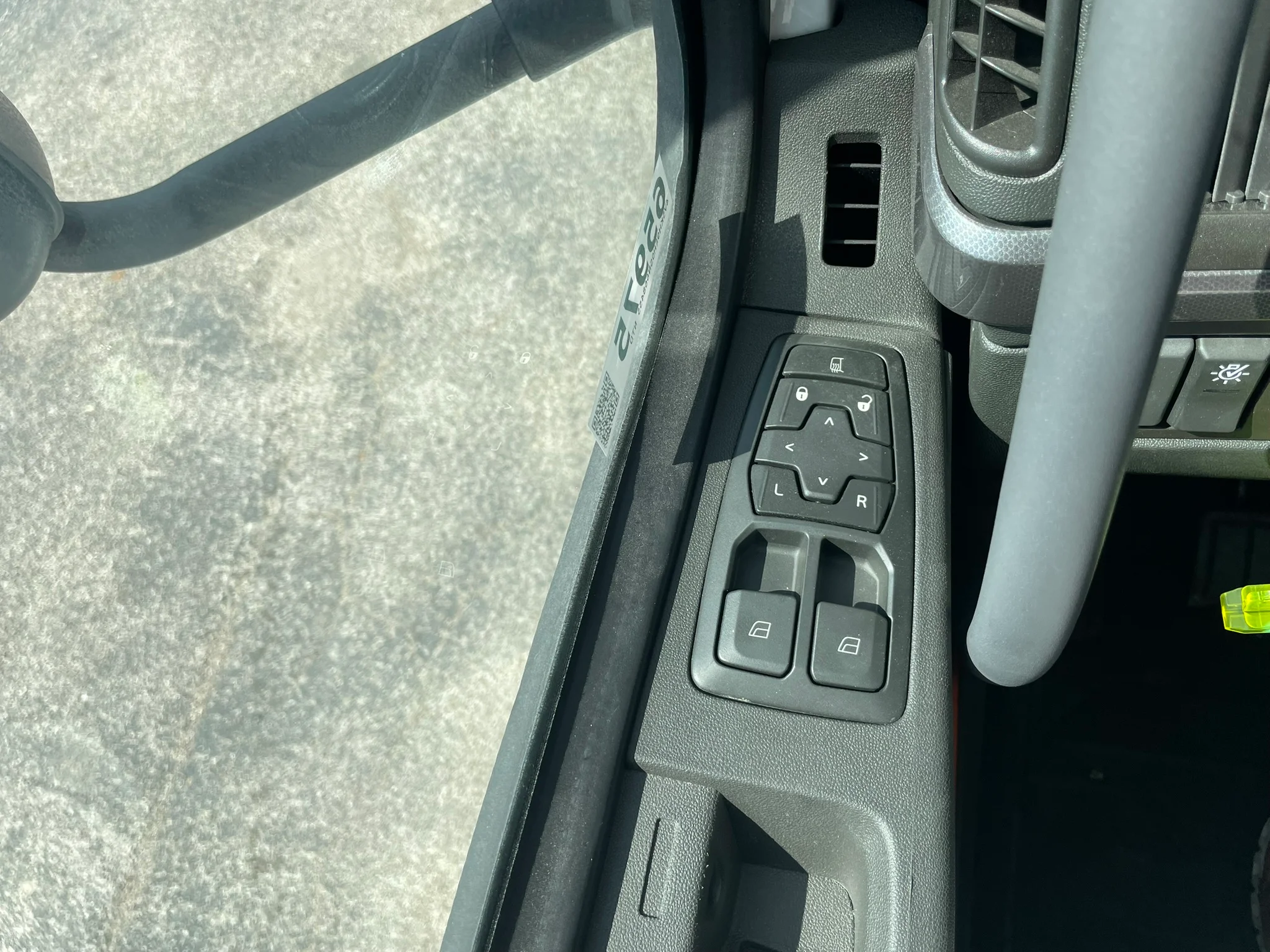 2025 Volvo VHD 300 in Fort Worth, TX — photo 22
