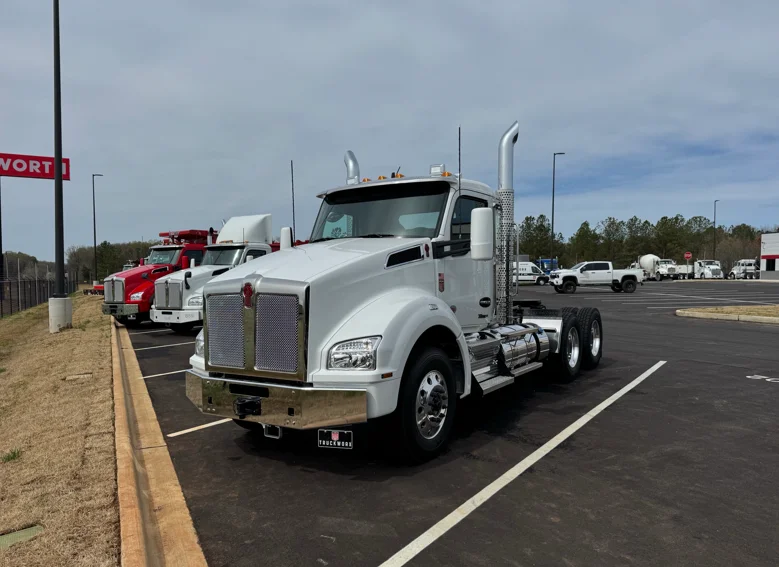 2026 Kenworth in Jackson, MS — photo 2