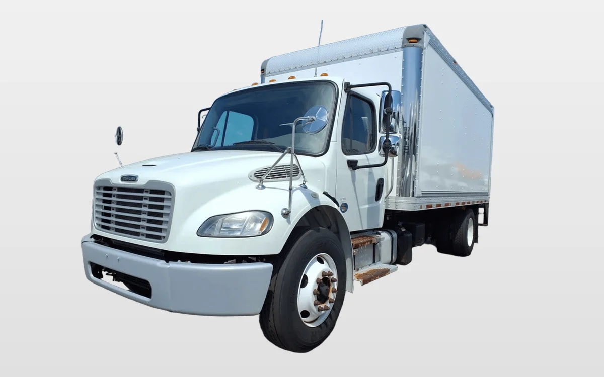 2019 Freightliner M2 106 - image 1