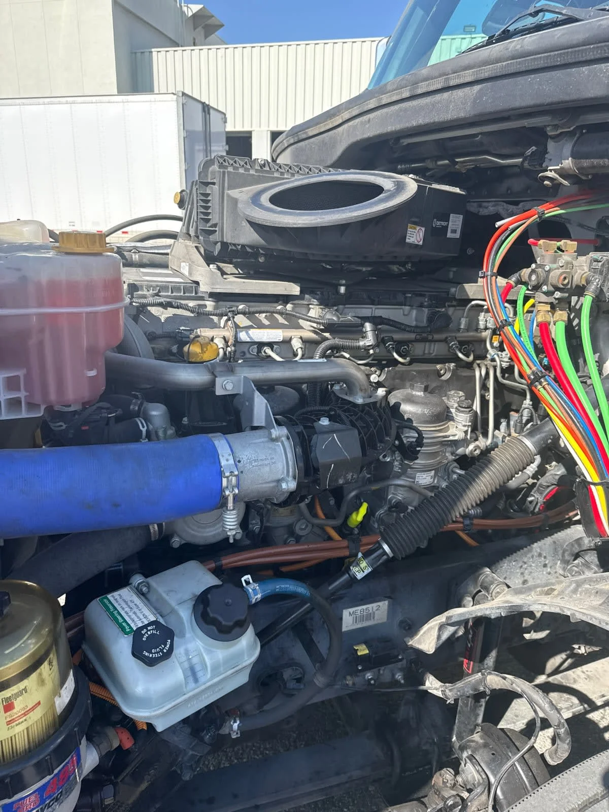 2020 Freightliner Cascadia - image 9