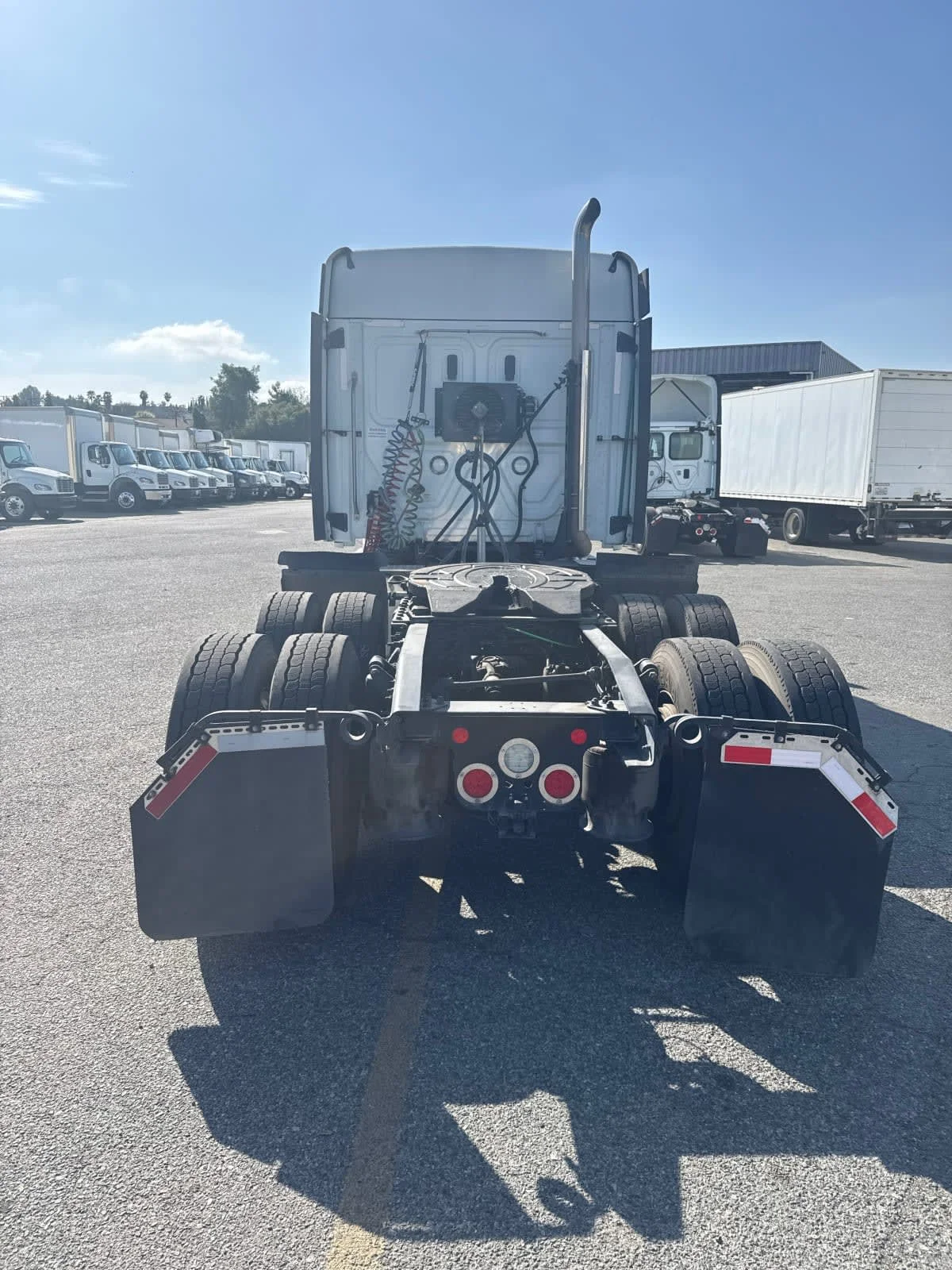 2020 Freightliner Cascadia - image 5