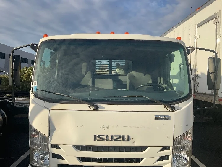 2018 Isuzu NQR in Torrance, CA — photo 2