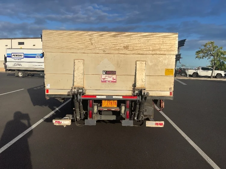 2018 Isuzu NQR in Torrance, CA — photo 7