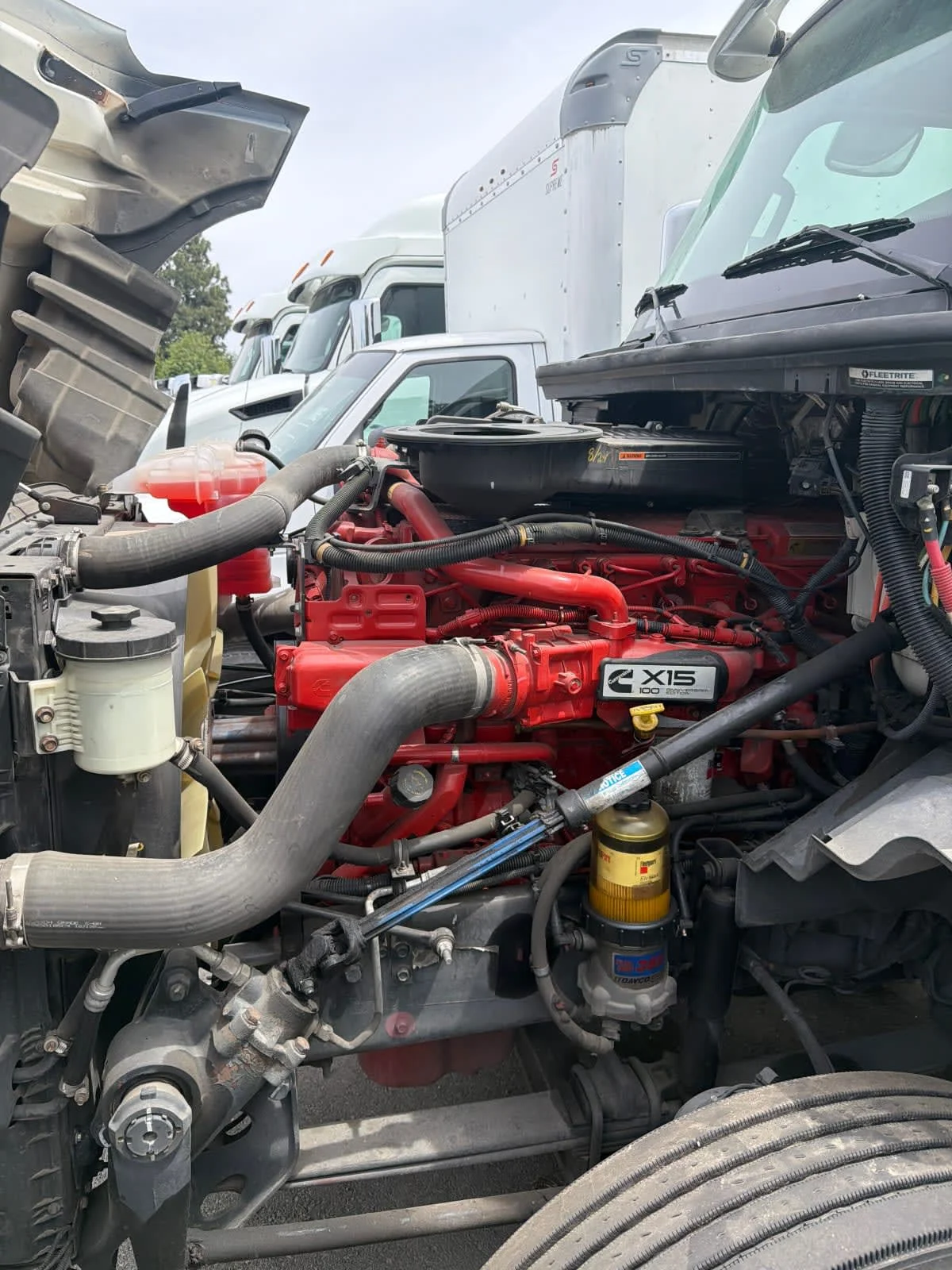 2020 International LT in Pomona, CA — photo 8