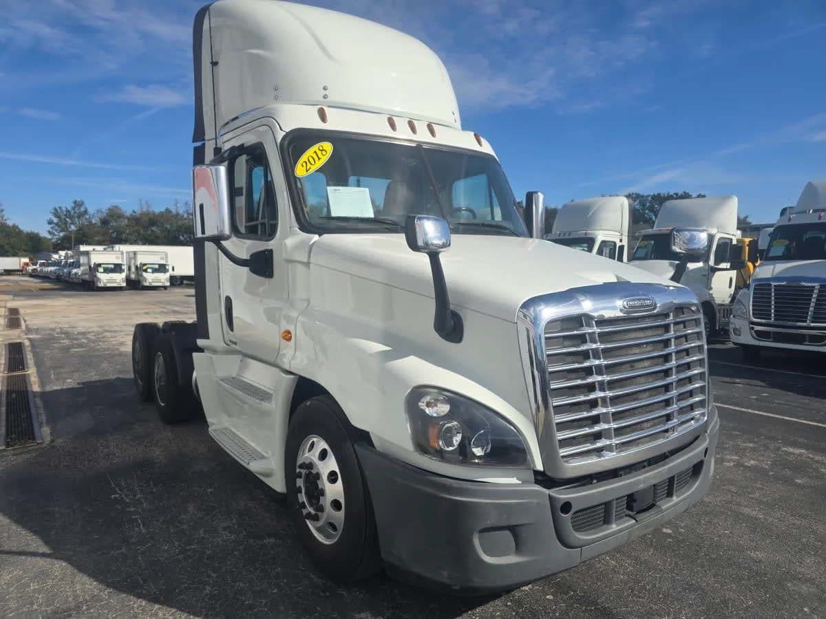 2018 Freightliner Cascadia in Tampa, FL