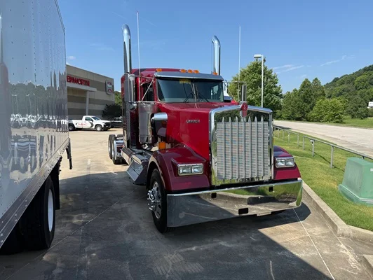2027 Kenworth W900 in Chattanooga, TN — photo 10