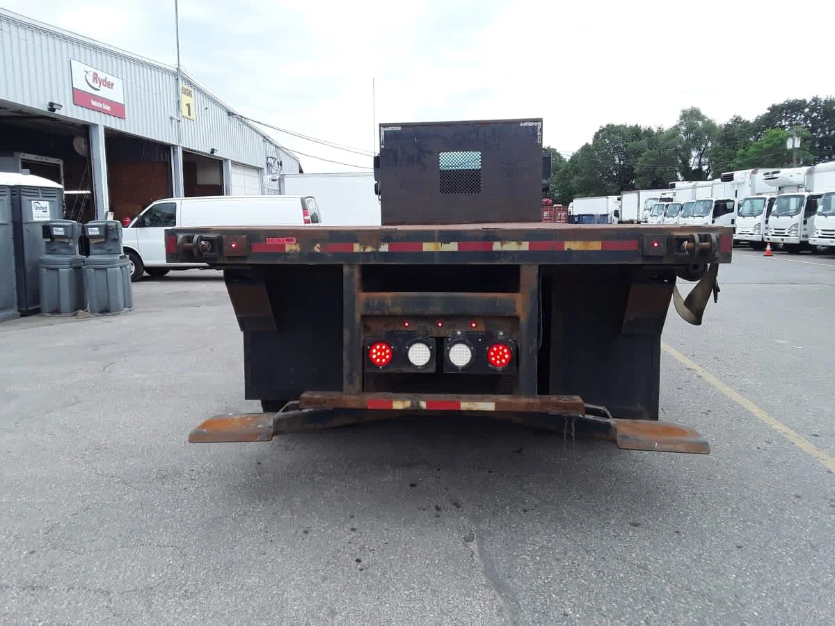 2017 Freightliner M2 112 - image 5