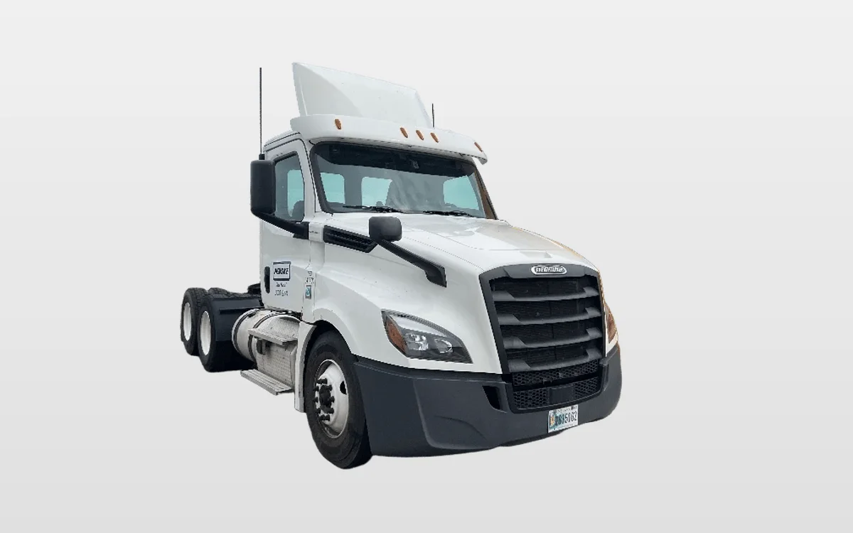 2020 Freightliner - image 1