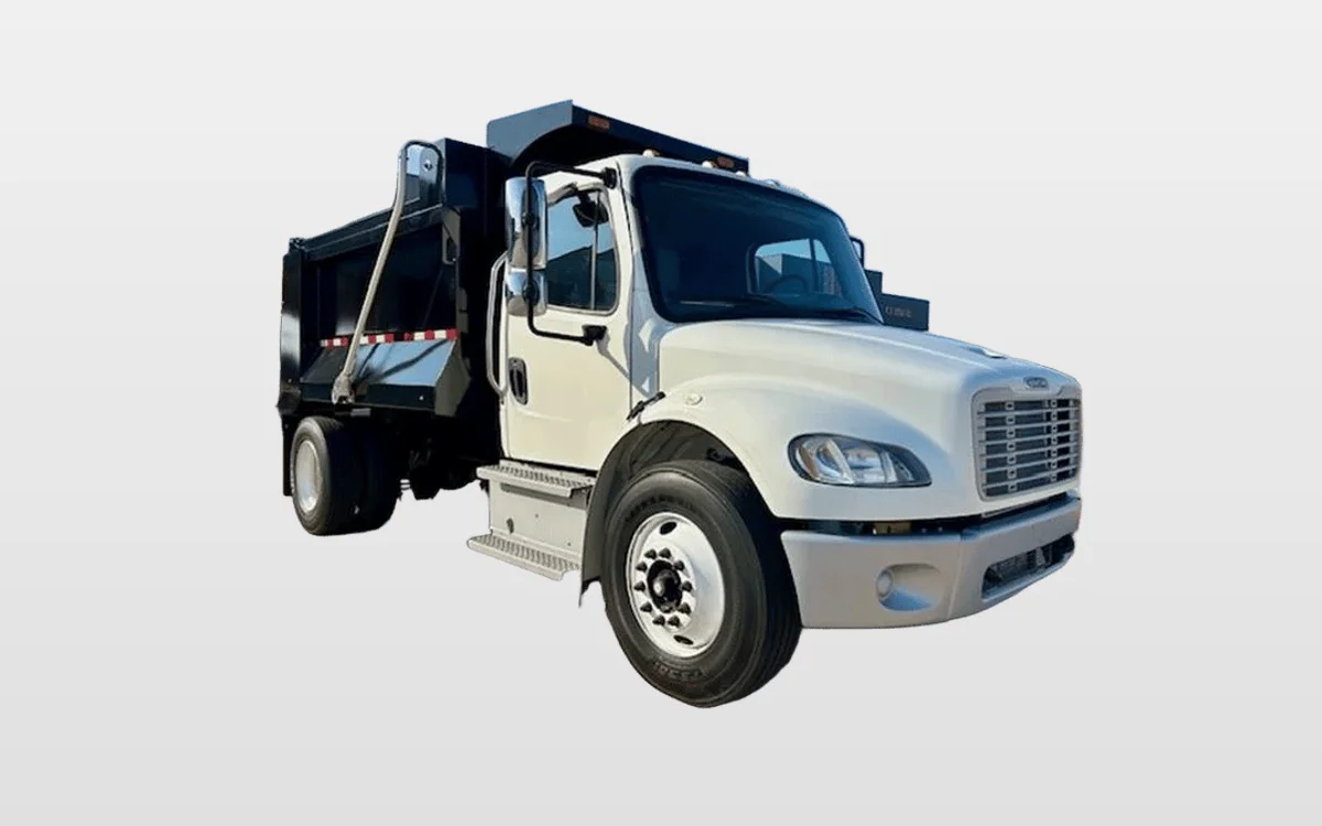 2018 Freightliner M2 106 - image 1