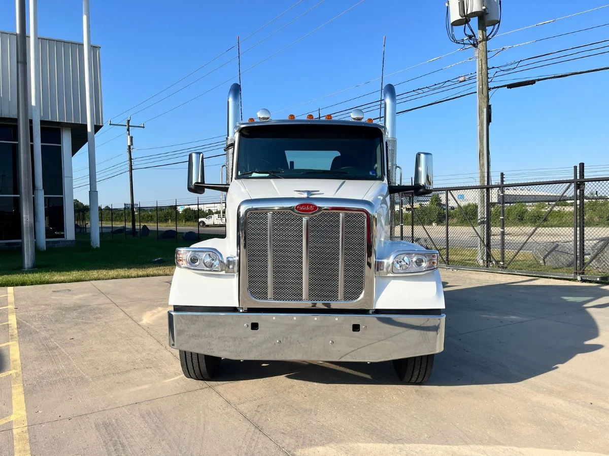 2027 Peterbilt 567 in Richmond, VA — photo 2