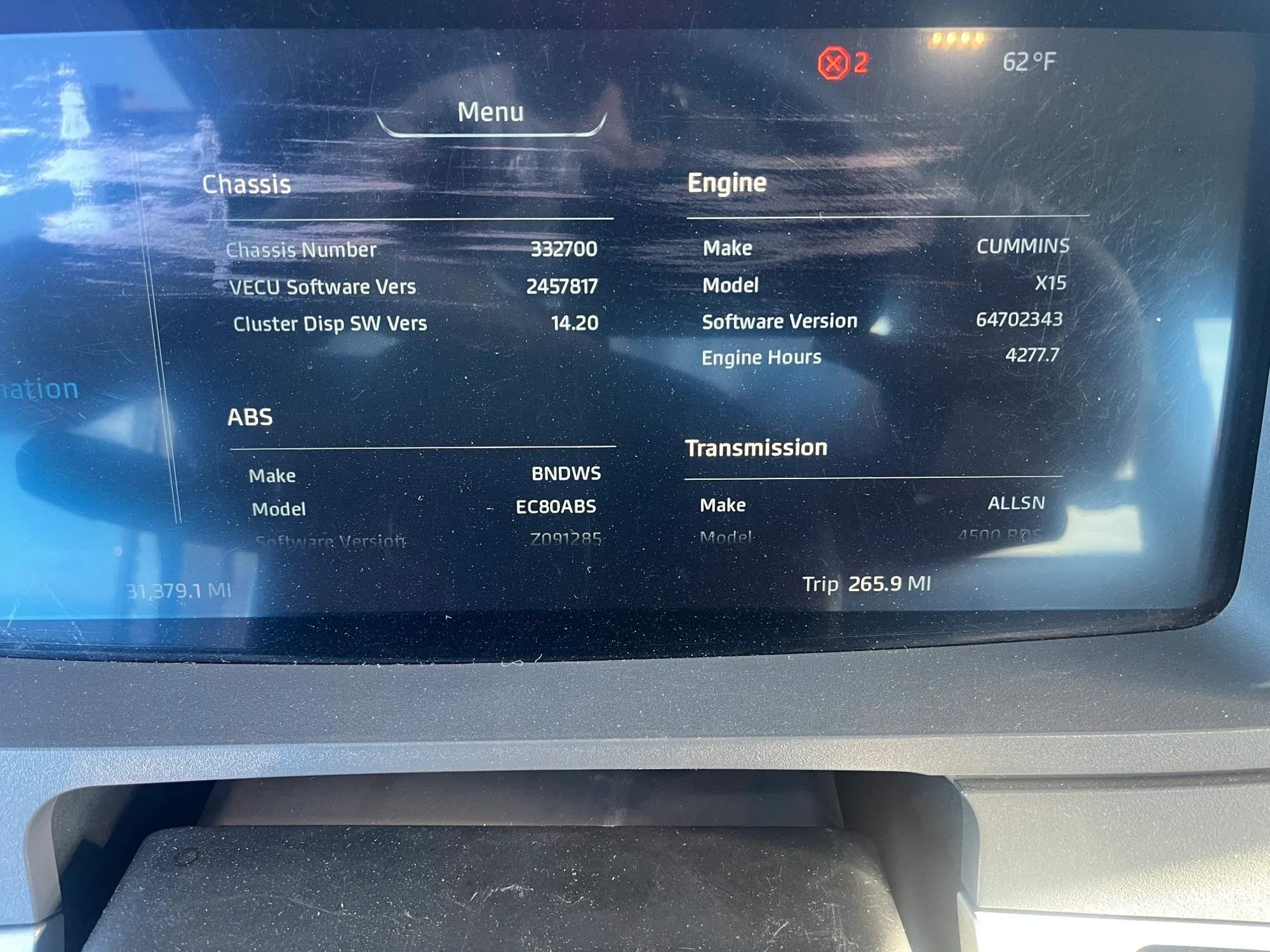 2024 Kenworth T880 - image 15