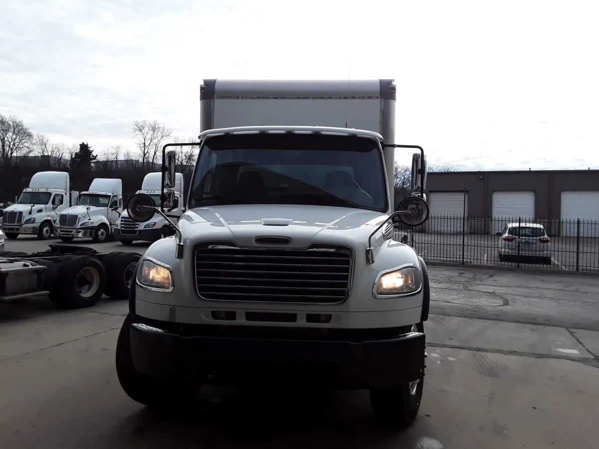 2022 Freightliner M2 106 - image 2