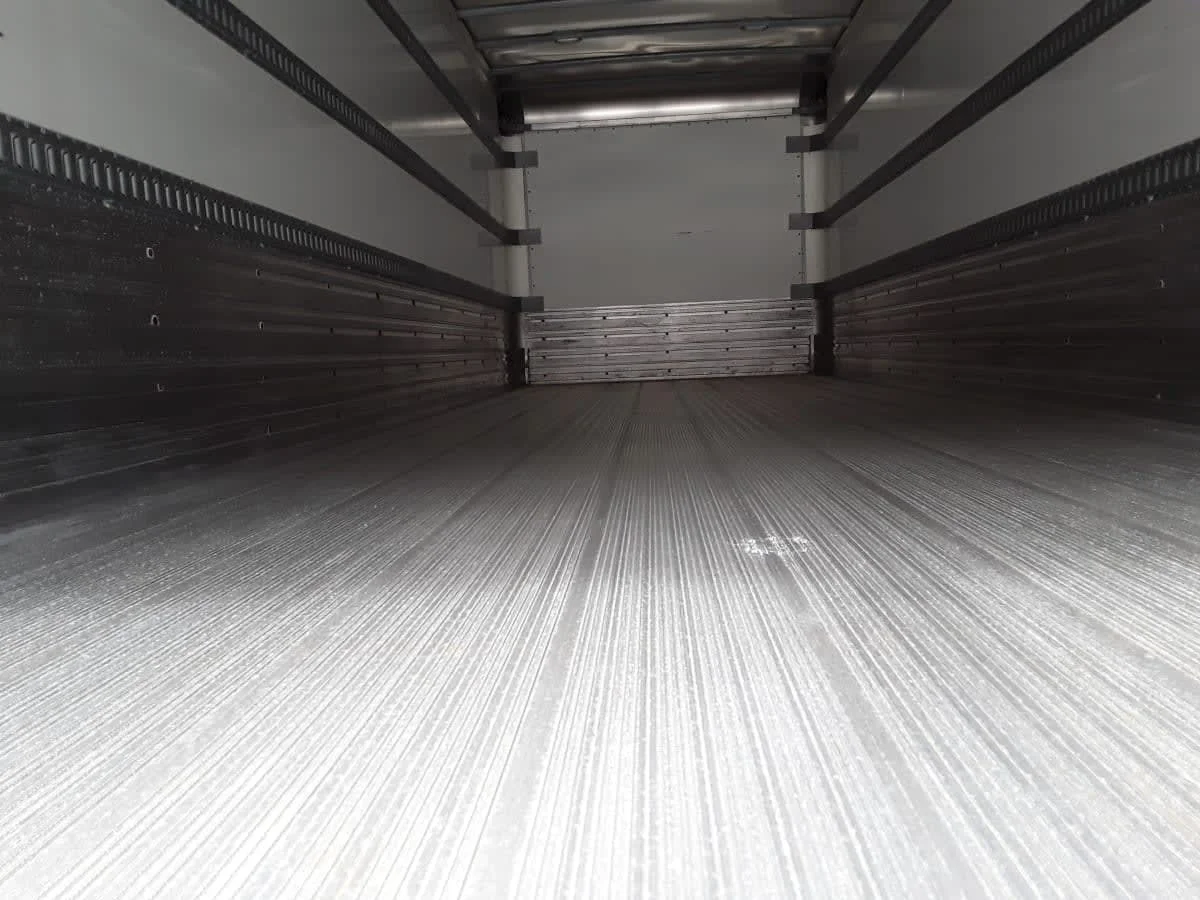 2022 Freightliner M2 106 in Kansas City, MO — photo 9