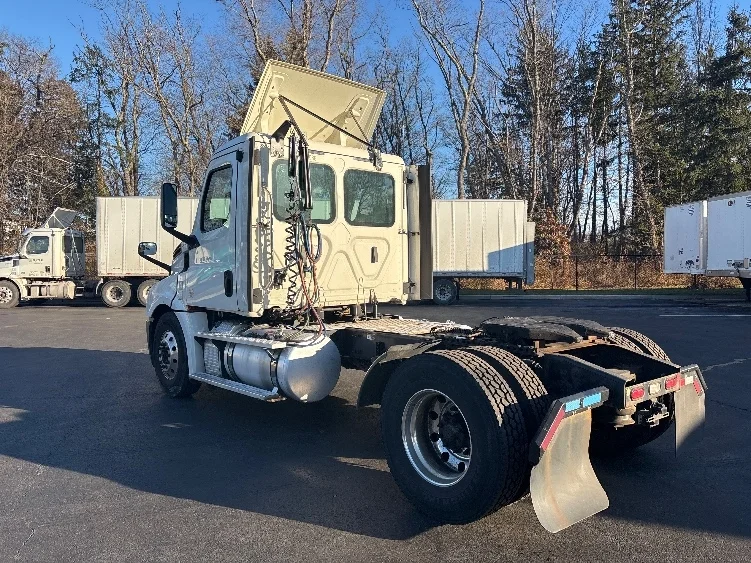 2019 Freightliner in Cranbury, NJ — photo 5